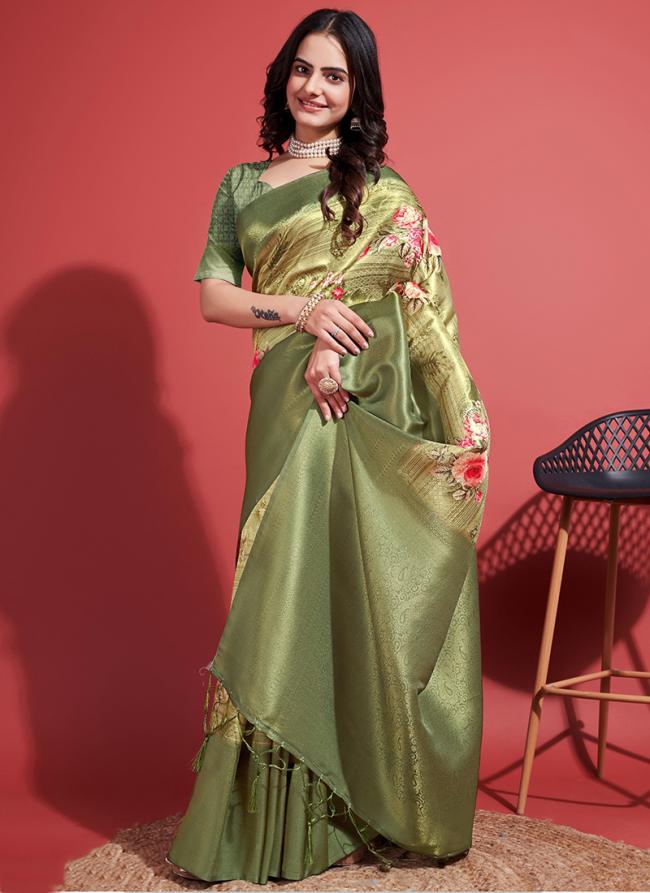 Pure Kubera Pattu Green Festival Wear Weaving Saree